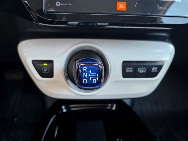 Used 2017 Toyota Prius Prime Advanced FWD image 15