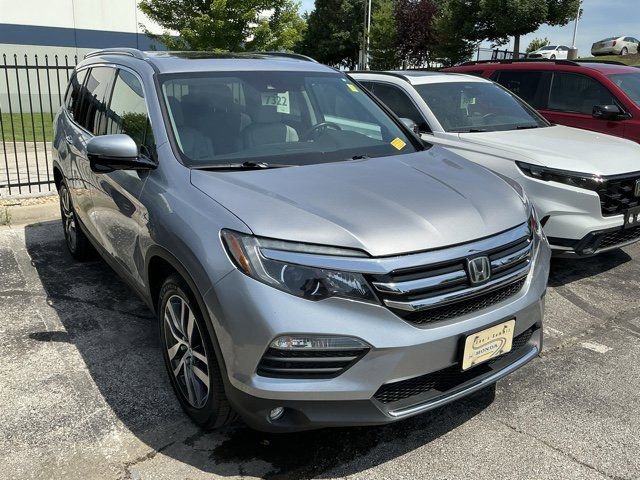 Used 2017 Honda Pilot Touring image 3