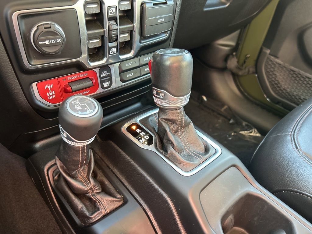 Used 2022 Jeep Wrangler Unlimited Rubicon w/ Trailer Tow Package image 46