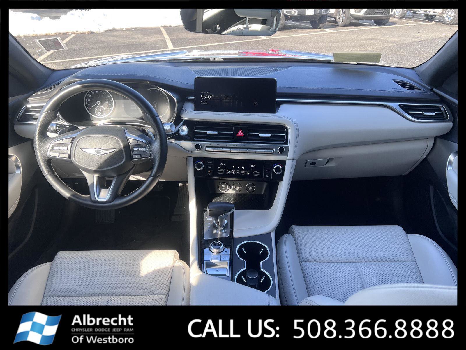 Used 2025 Genesis G70 2.5T image 23