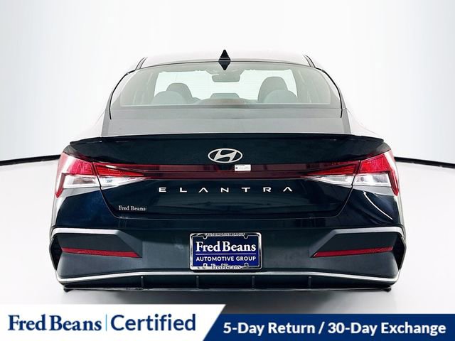 Certified 2025 Hyundai Elantra Sport FWD image 7