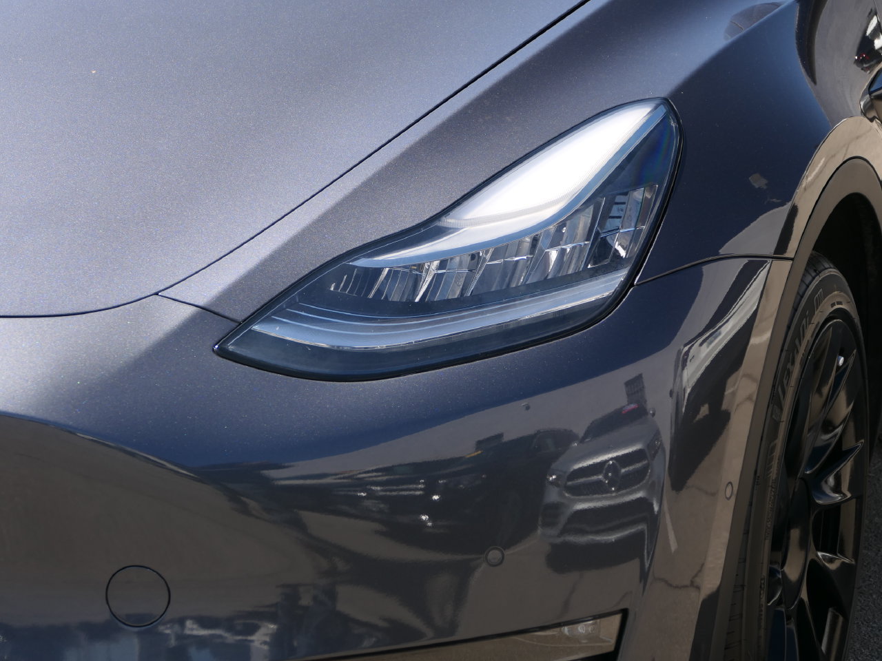 Used 2021 Tesla Model Y Long Range AWD/4WD image 9