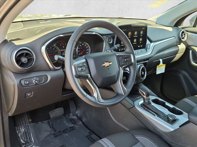 New 2026 Chevrolet Blazer LT w/ Convenience Package FWD image 3