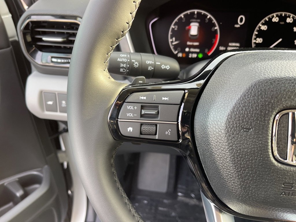 New 2025 Honda Pilot EX-L image 14