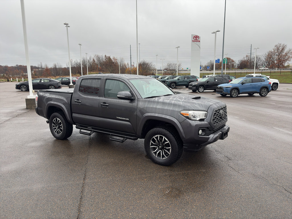 Used 2020 Toyota Tacoma TRD Sport image 7