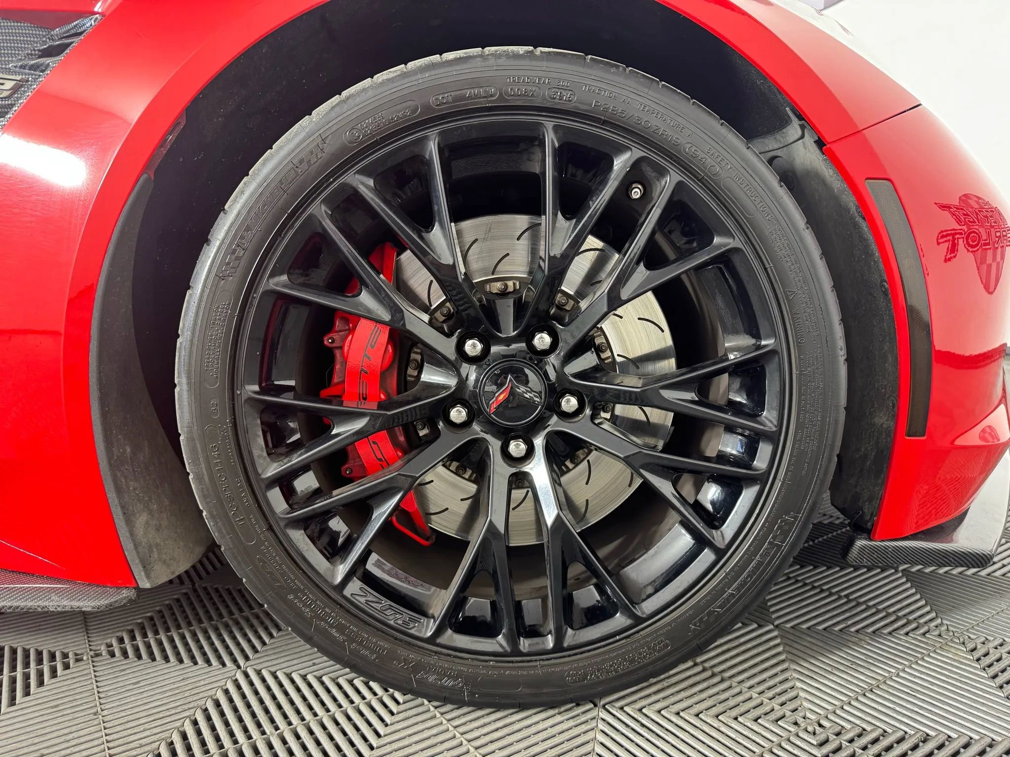 Used 2016 Chevrolet Corvette Z06 w/ 2LZ Preferred Equipment Group image 42