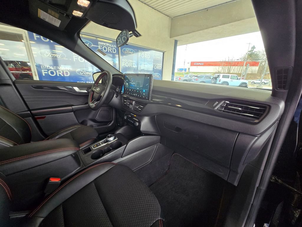 Used 2023 Ford Escape ST-Line w/ Tech Pack #1 image 26