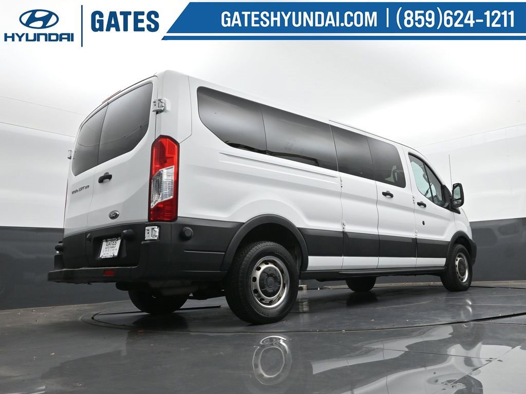 Used 2016 Ford Transit 350 XL image 31