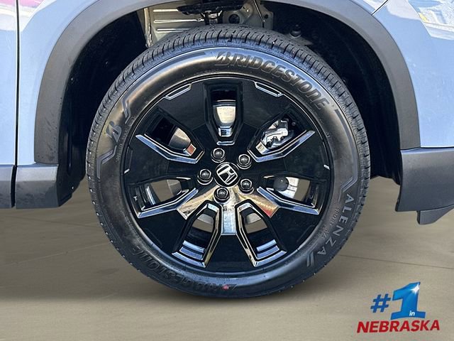 New 2026 Honda Pilot Black Edition image 9