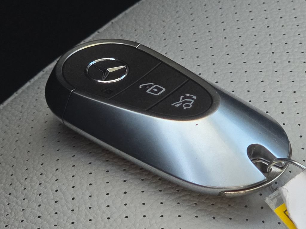 New 2026 Mercedes-Benz C 300 4MATIC Sedan image 38