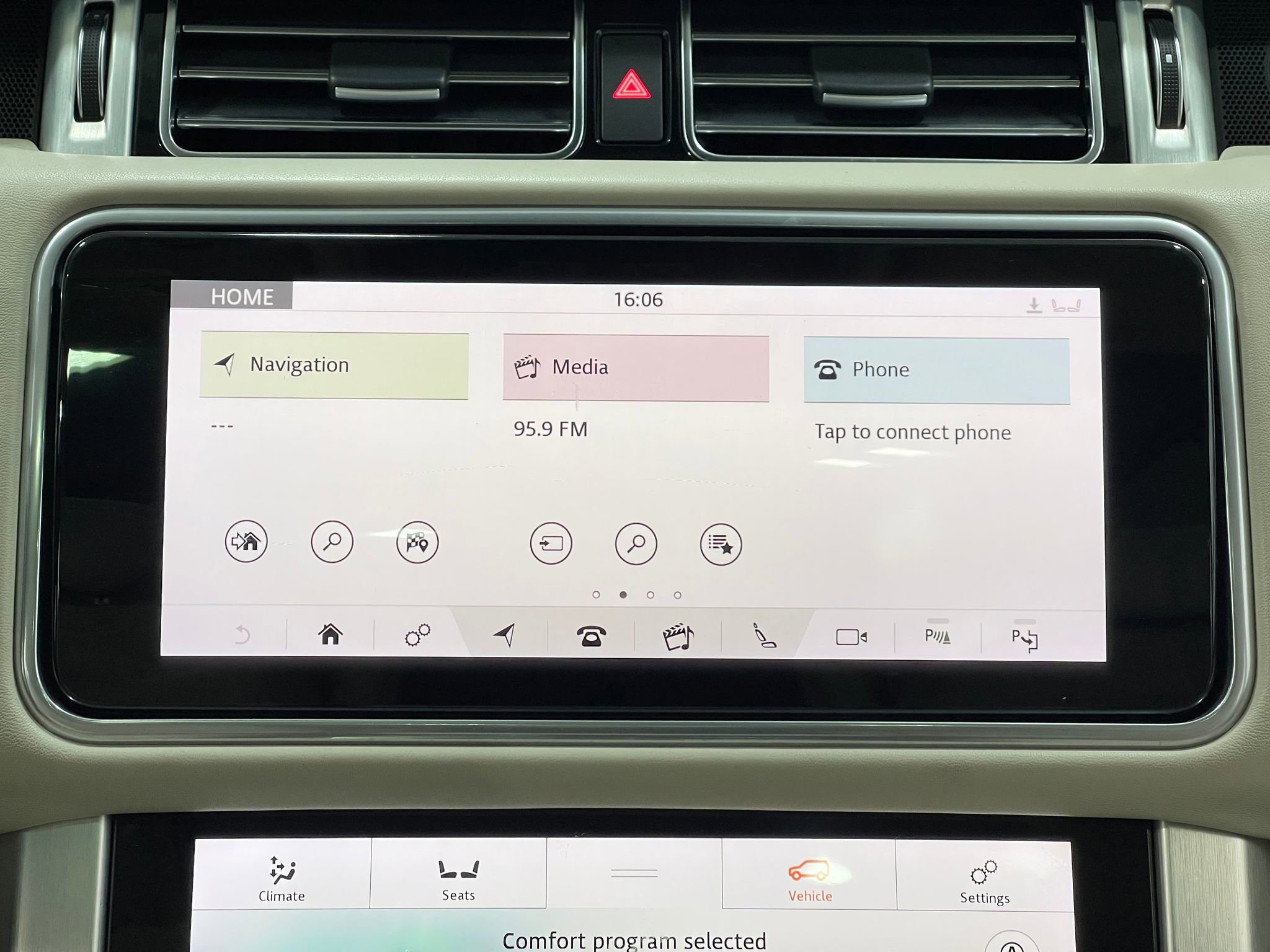 Used 2019 Land Rover Range Rover Autobiography AWD/4WD image 24