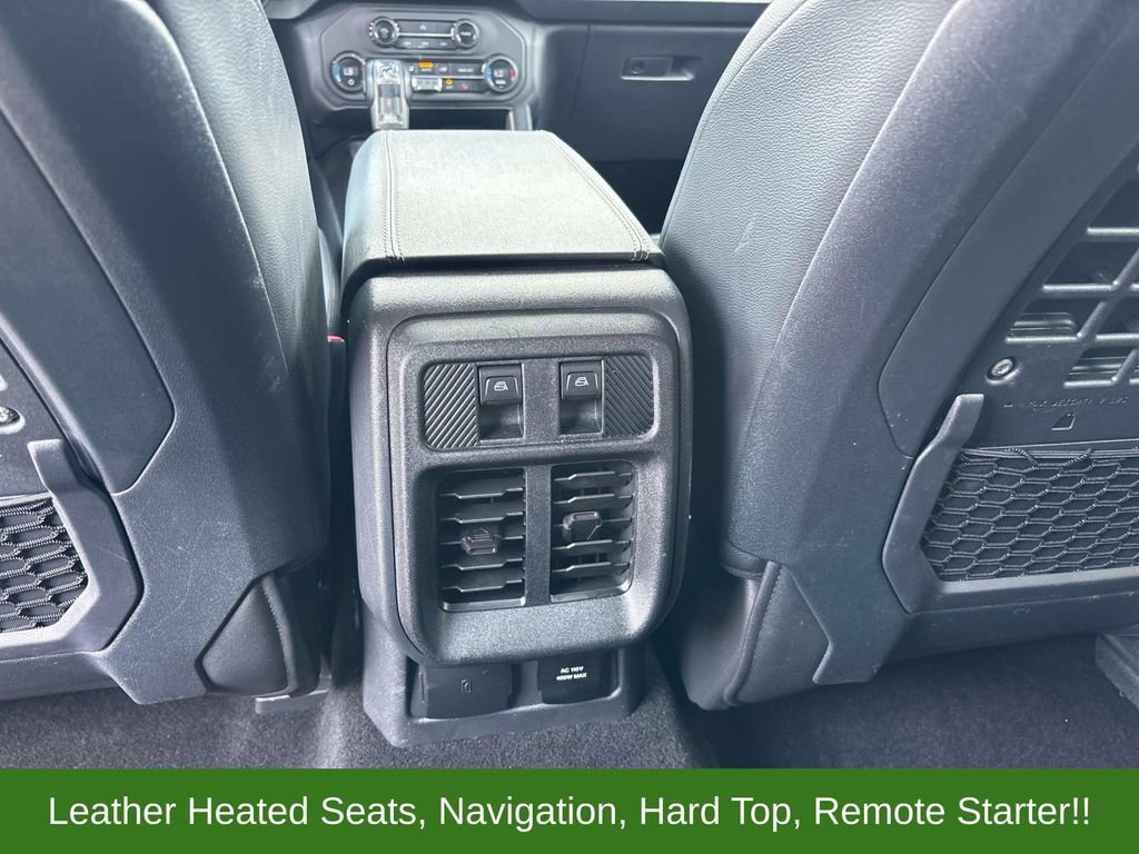 Used 2025 Ford Bronco Badlands AWD/4WD image 12