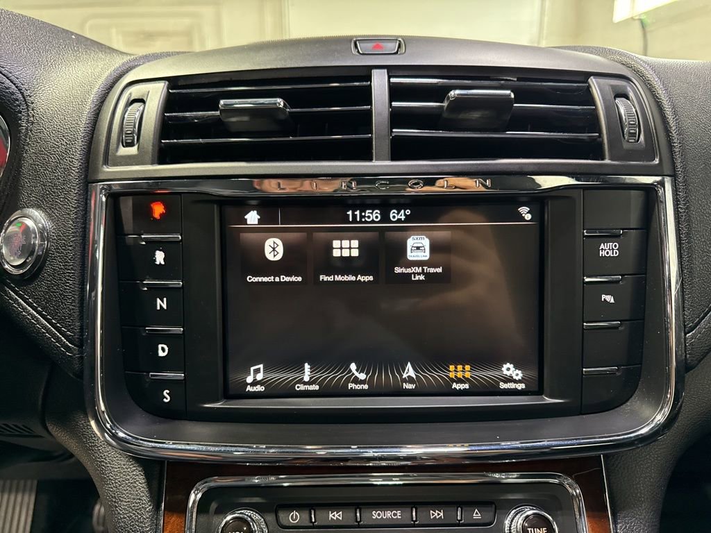 Used 2017 Lincoln Continental Reserve AWD/4WD image 23