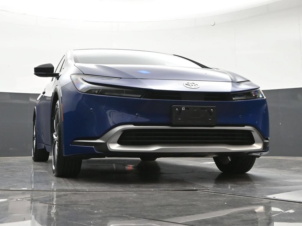 Used 2026 Toyota Prius Plug-In Hybrid FWD image 30
