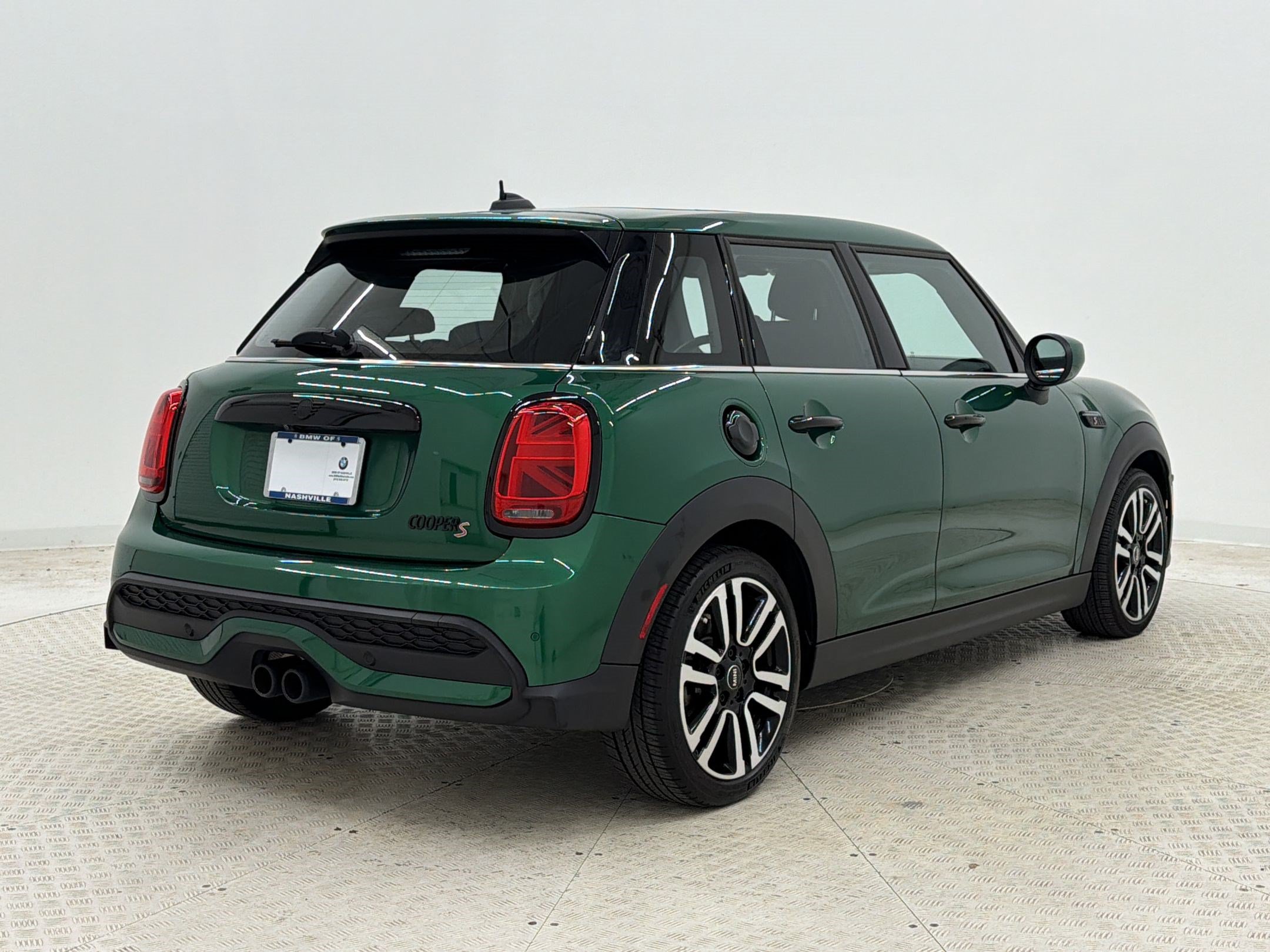 Used 2024 MINI Cooper S FWD image 9