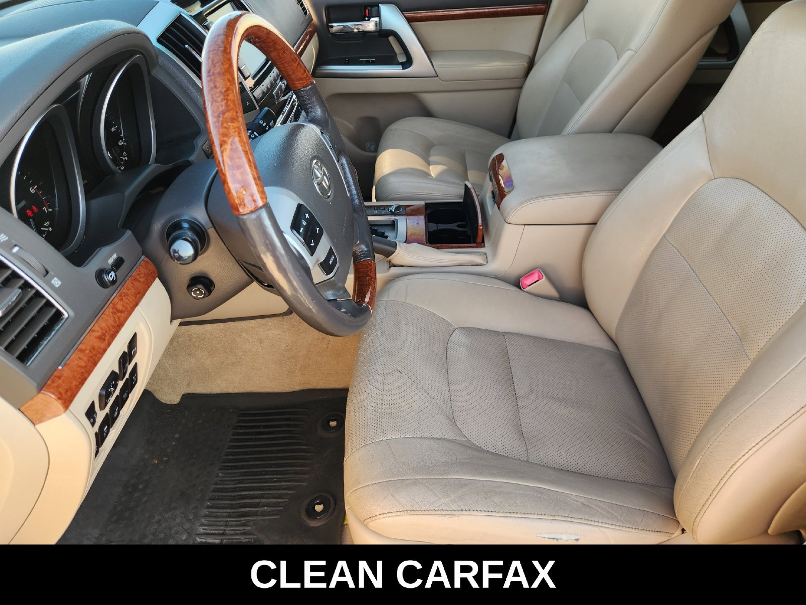 Used 2013 Toyota Land Cruiser AWD/4WD image 16