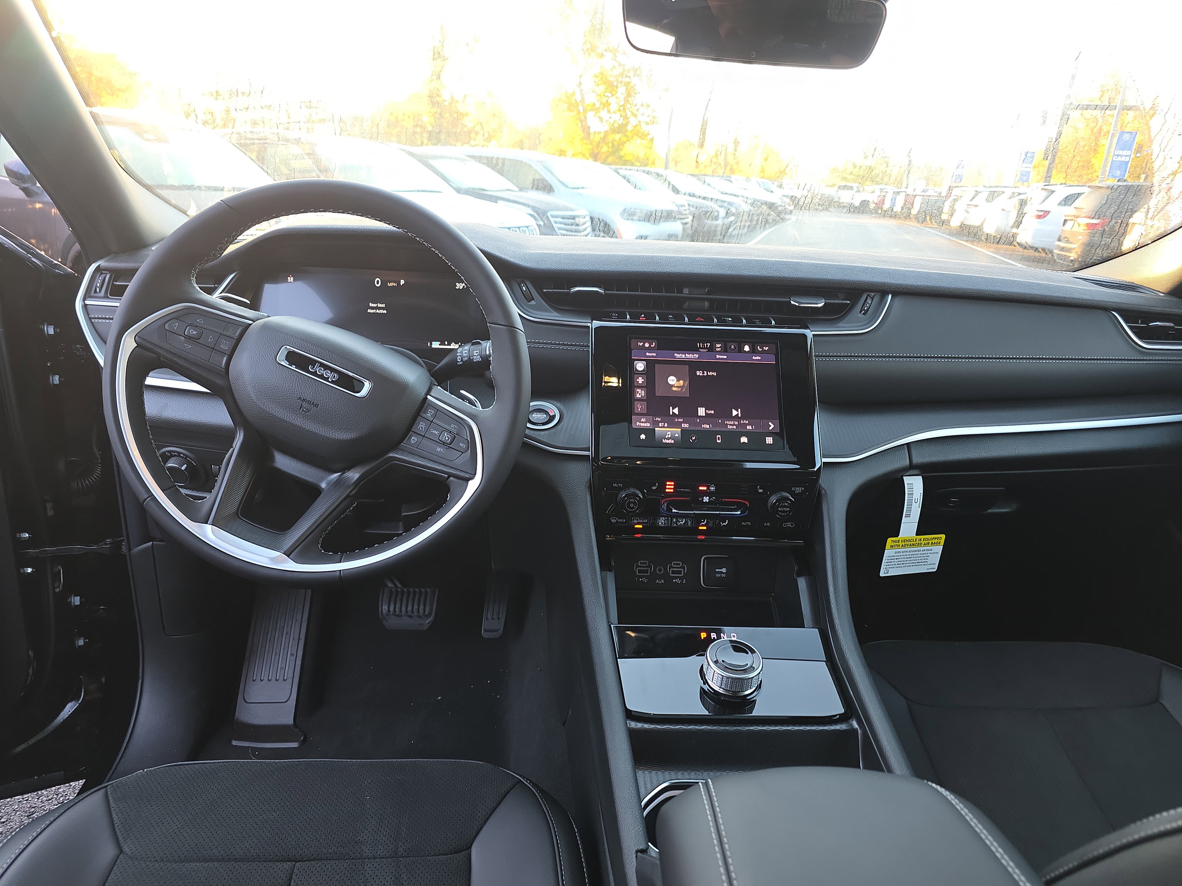 New 2025 Jeep Grand Cherokee Altitude image 16