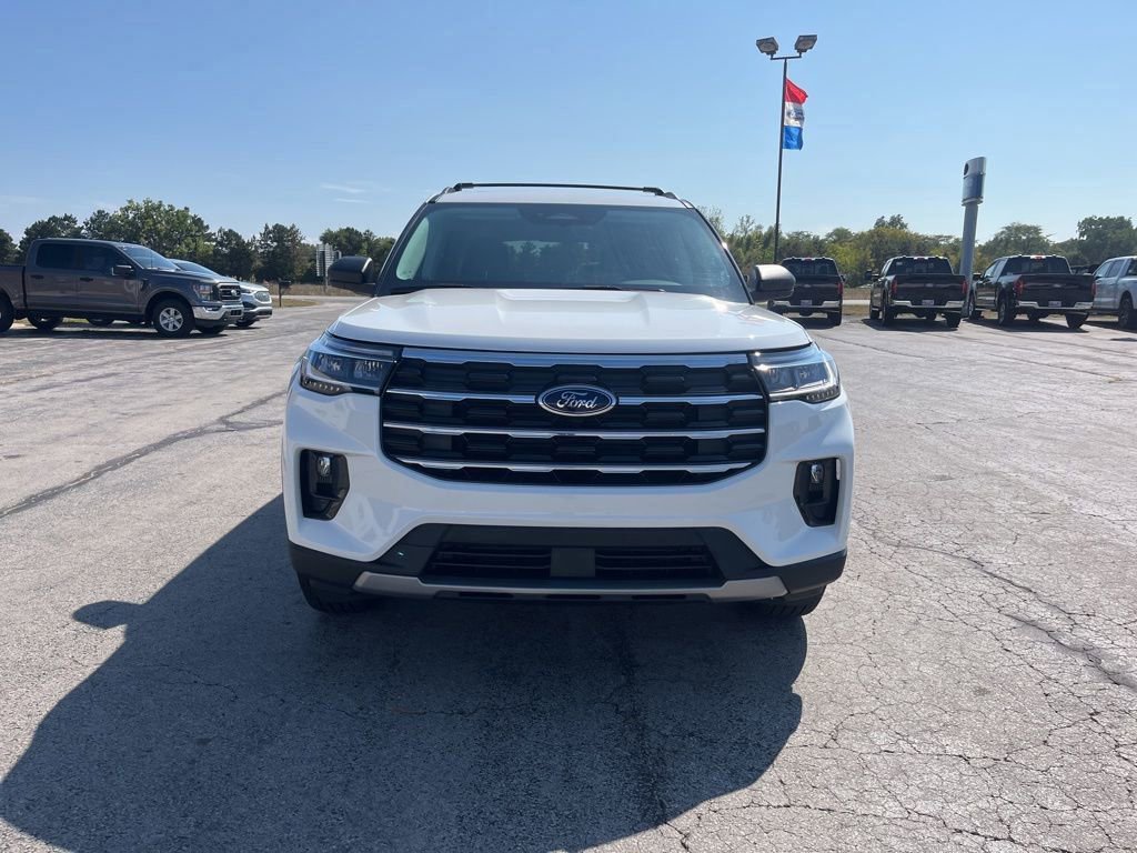 New 2025 Ford Explorer Active w/ Active Comfort Package image 8