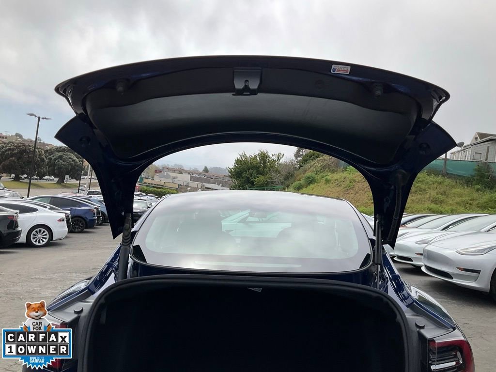 Used 2023 Tesla Model 3 Standard Range RWD image 9