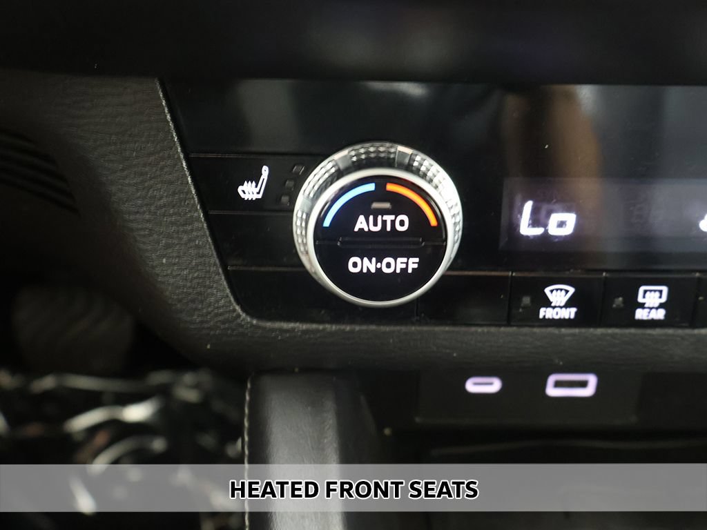 Used 2024 Mitsubishi Outlander SE AWD/4WD image 7
