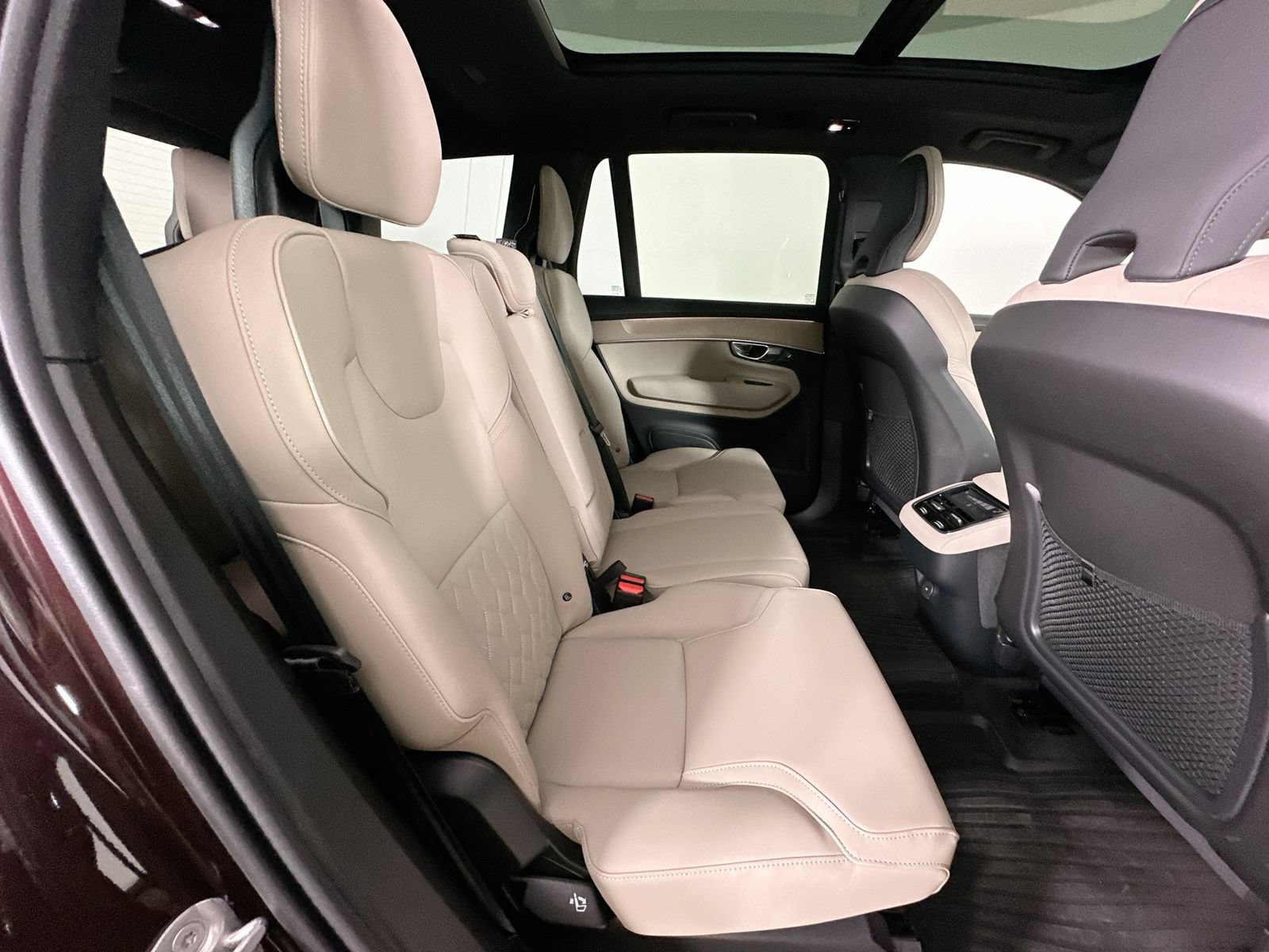 New 2026 Volvo XC90 B5 Core w/ Protection Package AWD/4WD image 41