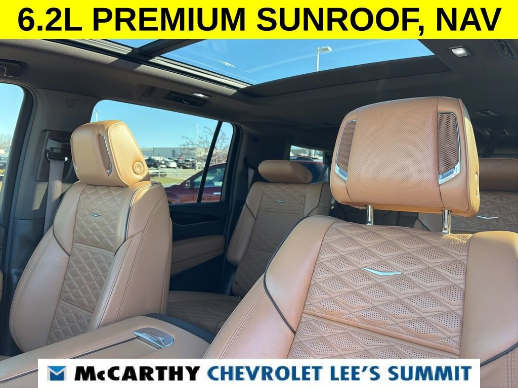 Used 2022 Cadillac Escalade ESV Premium Luxury image 57