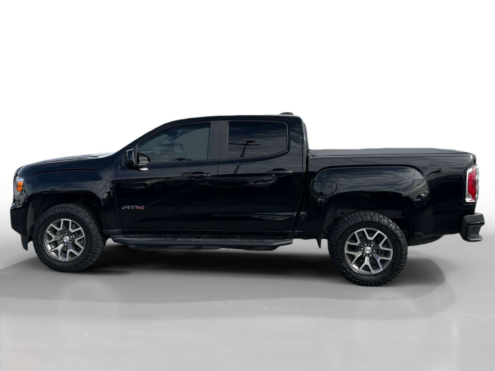 Used 2022 GMC Canyon AT4 AWD/4WD image 2