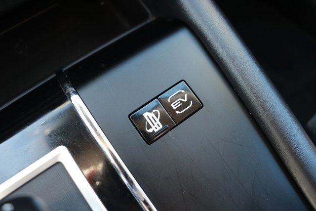 Used 2024 Mitsubishi Outlander 4WD Plug-In Hybrid image 21