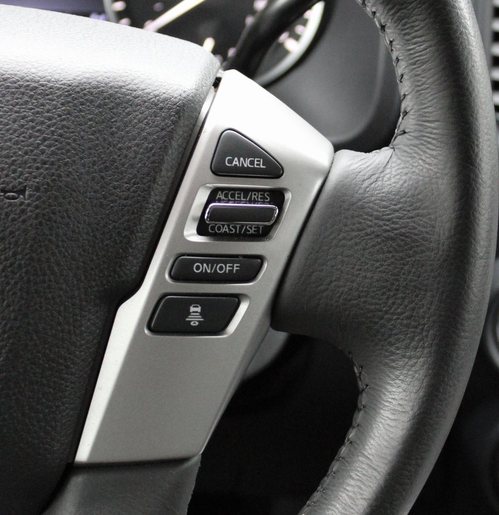 Certified 2024 Nissan Titan SV w/ SV Convenience Package image 32