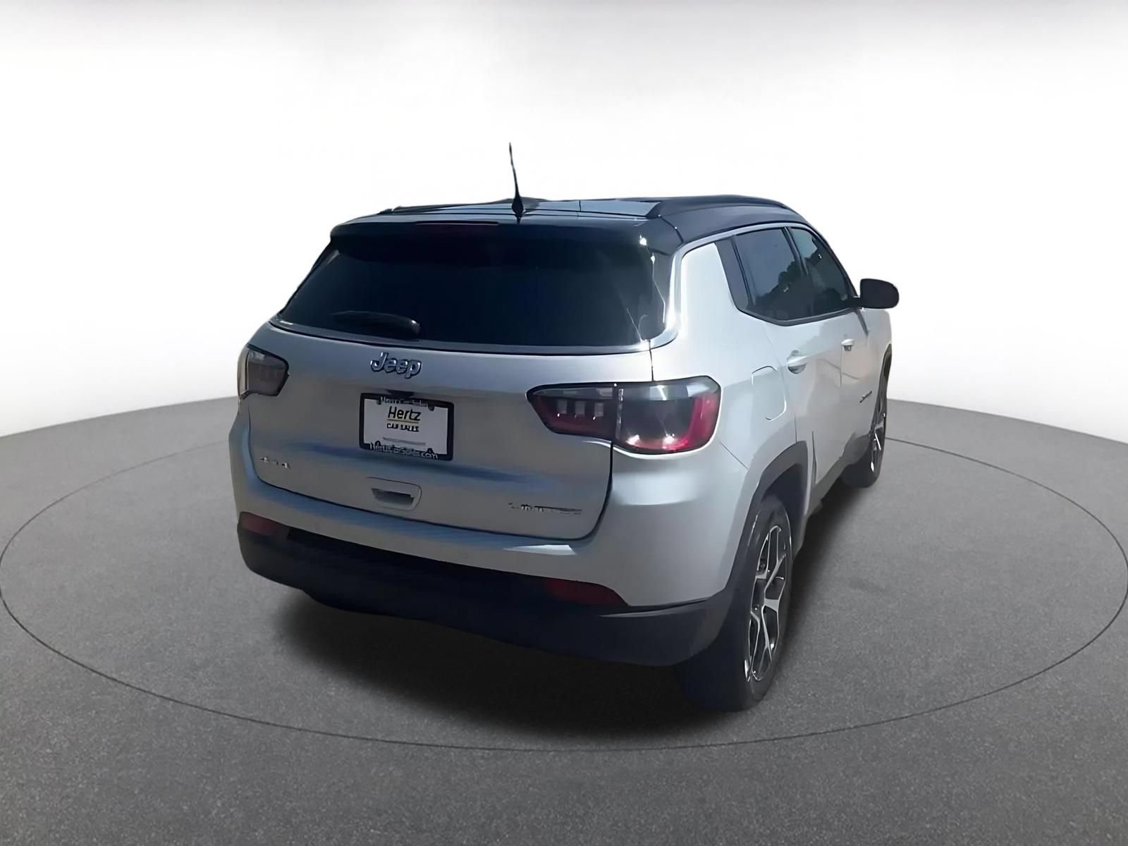 Used 2025 Jeep Compass Limited AWD/4WD image 14