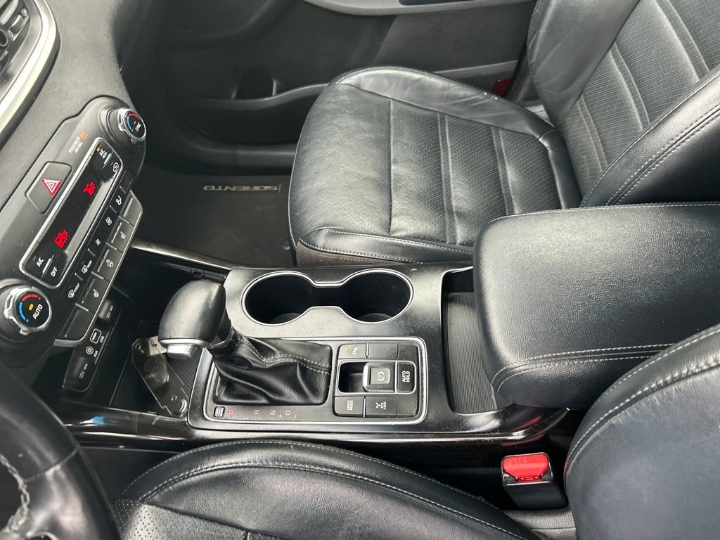 Used 2019 Kia Sorento EX w/ EX Touring Package image 16