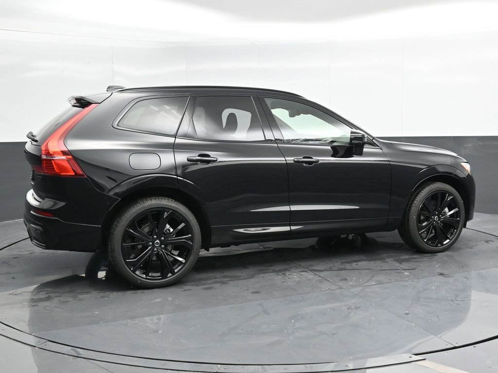New 2025 Volvo XC60 B5 Ultra w/ Protection Package Premier image 2