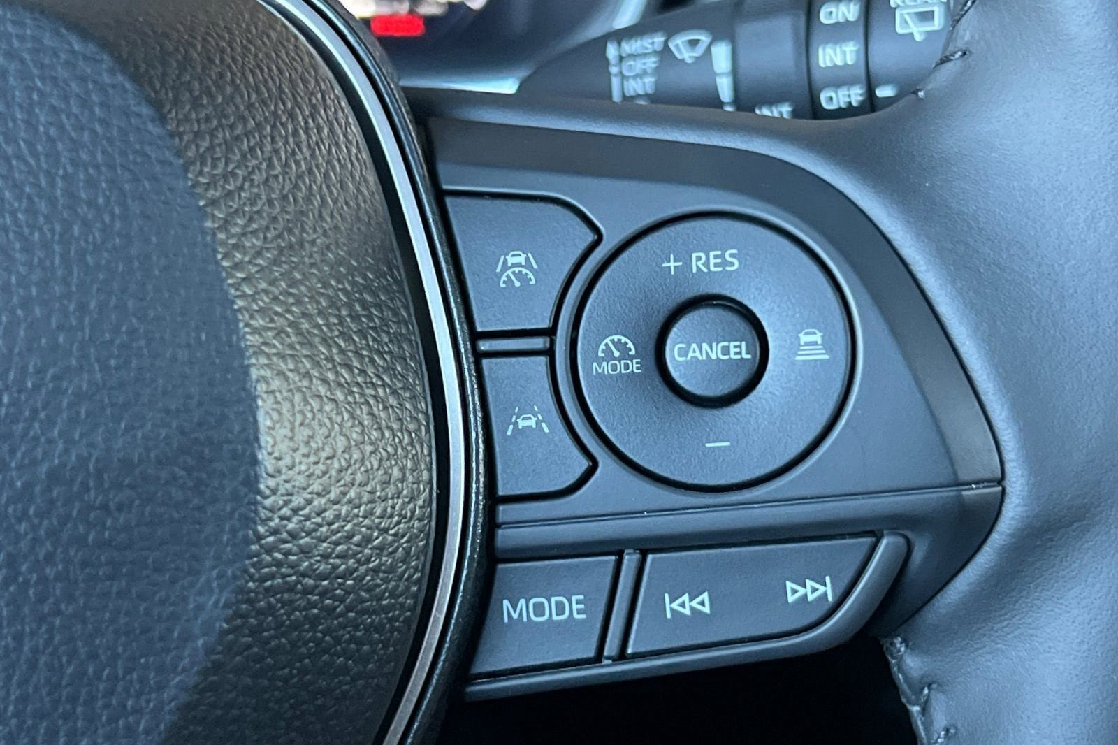New 2026 Toyota Corolla Cross XLE image 28
