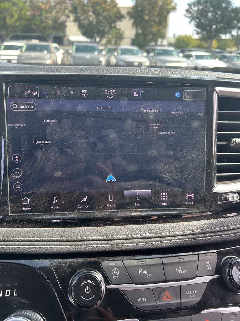 Used 2023 Chrysler Pacifica Limited FWD image 12