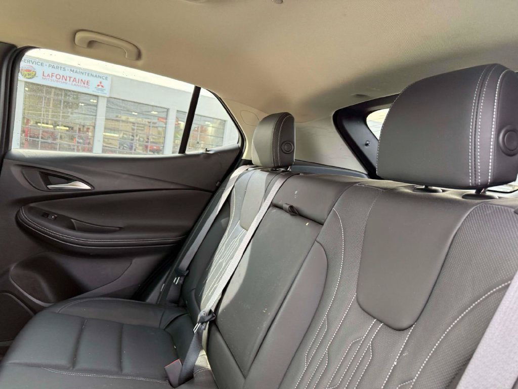 Used 2024 Buick Encore GX Avenir w/ Avenir Convenience Package AWD/4WD image 12