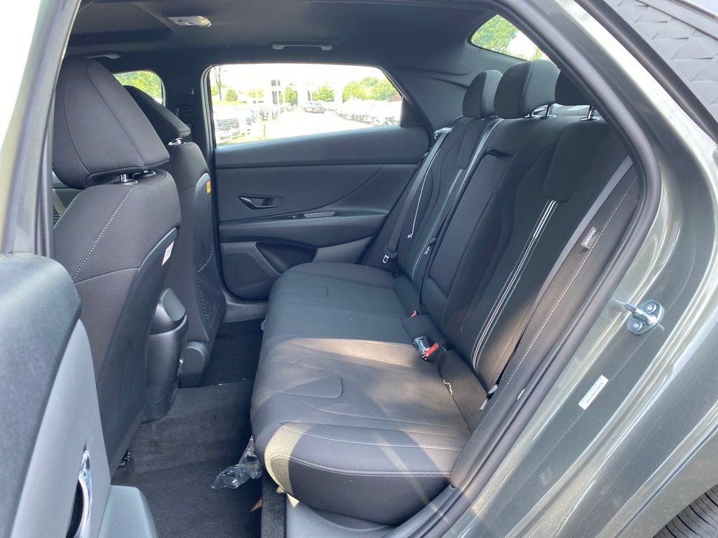 New 2026 Hyundai Elantra SEL Sport Premium FWD image 13