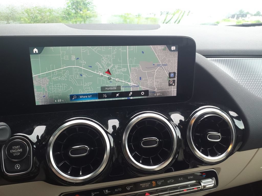 Certified 2023 Mercedes-Benz GLA 250 4MATIC image 30