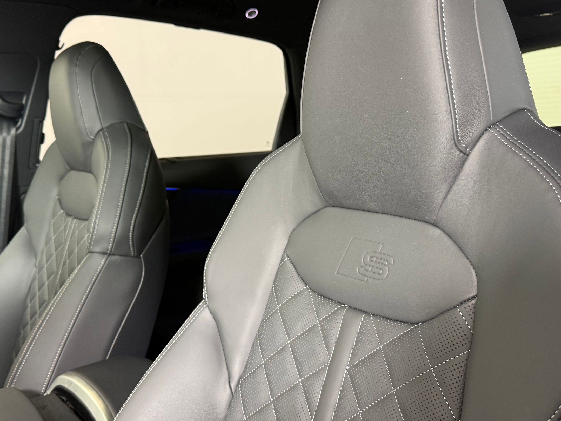 New 2026 Audi SQ7 Premium Plus image 26