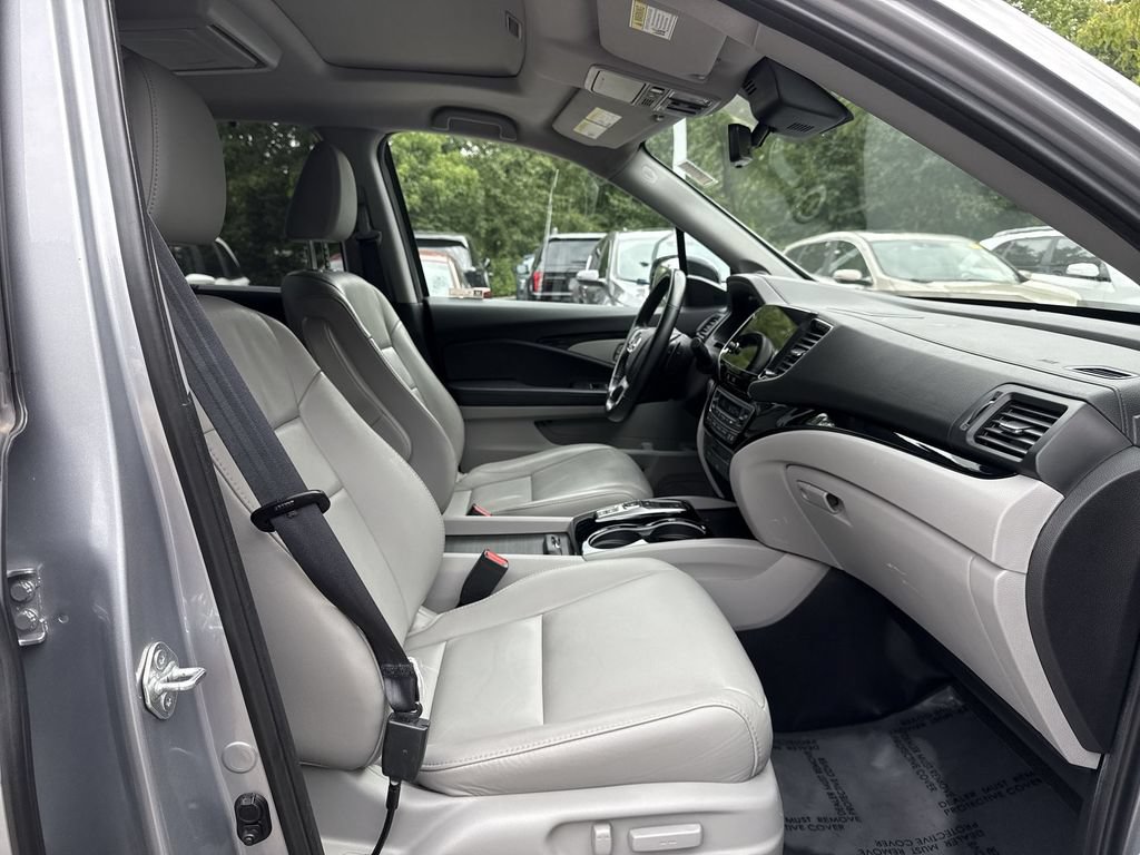 Used 2021 Honda Pilot Touring image 26