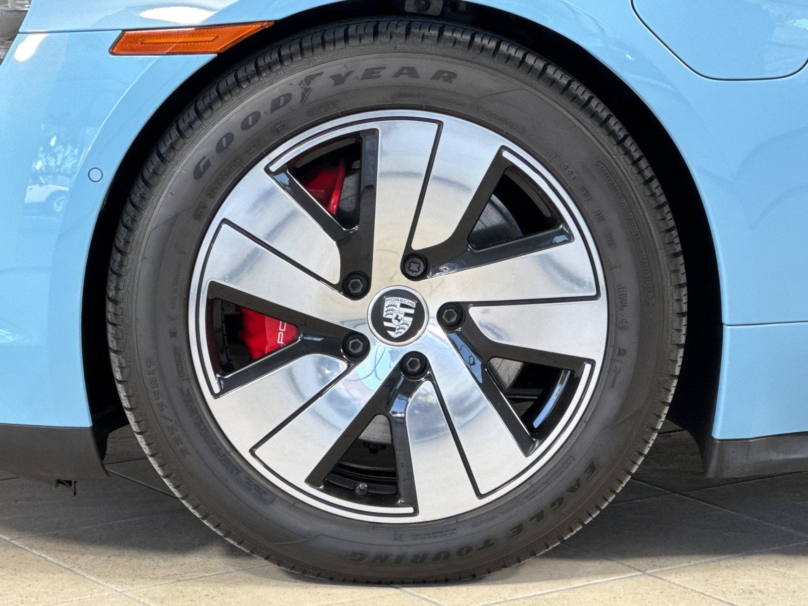 Certified 2024 Porsche Taycan 4S w/ Premium Package AWD/4WD image 26