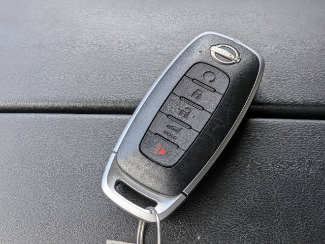 Used 2024 Nissan Rogue SL AWD/4WD image 31