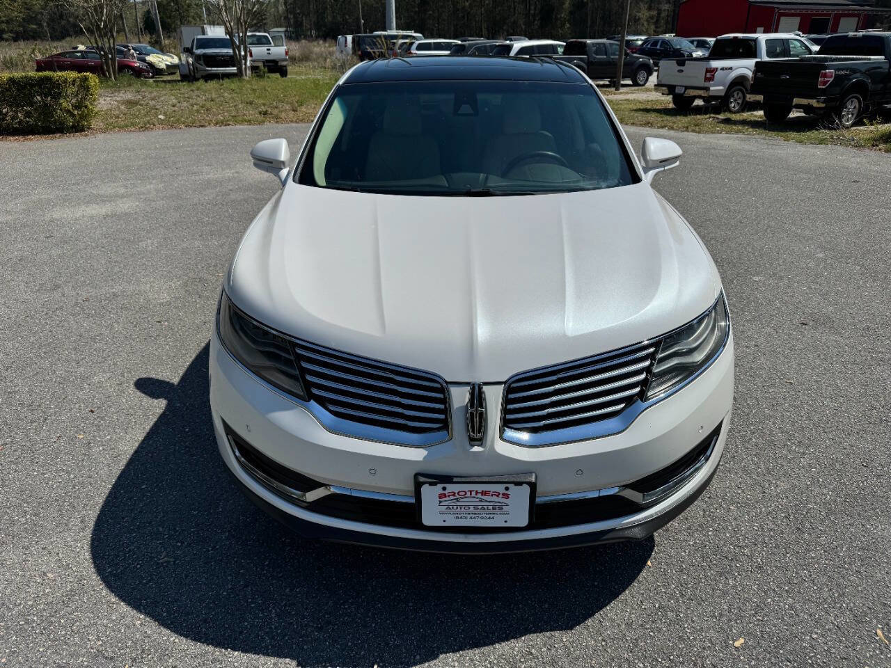 Used 2016 Lincoln MKX Reserve w/ Luxury Package image 2