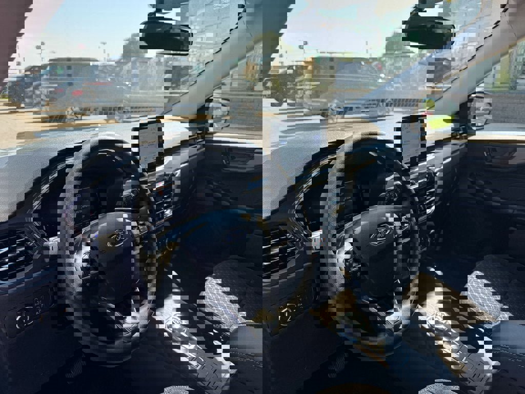 New 2025 Ford Escape Active image 8