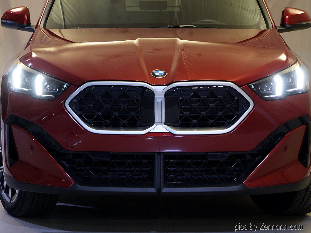 Certified 2026 BMW X2 xDrive28i AWD/4WD image 6