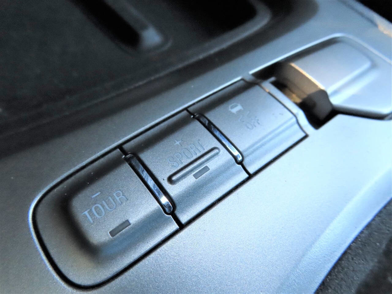 Used 2015 Chevrolet Camaro Z/28 image 28