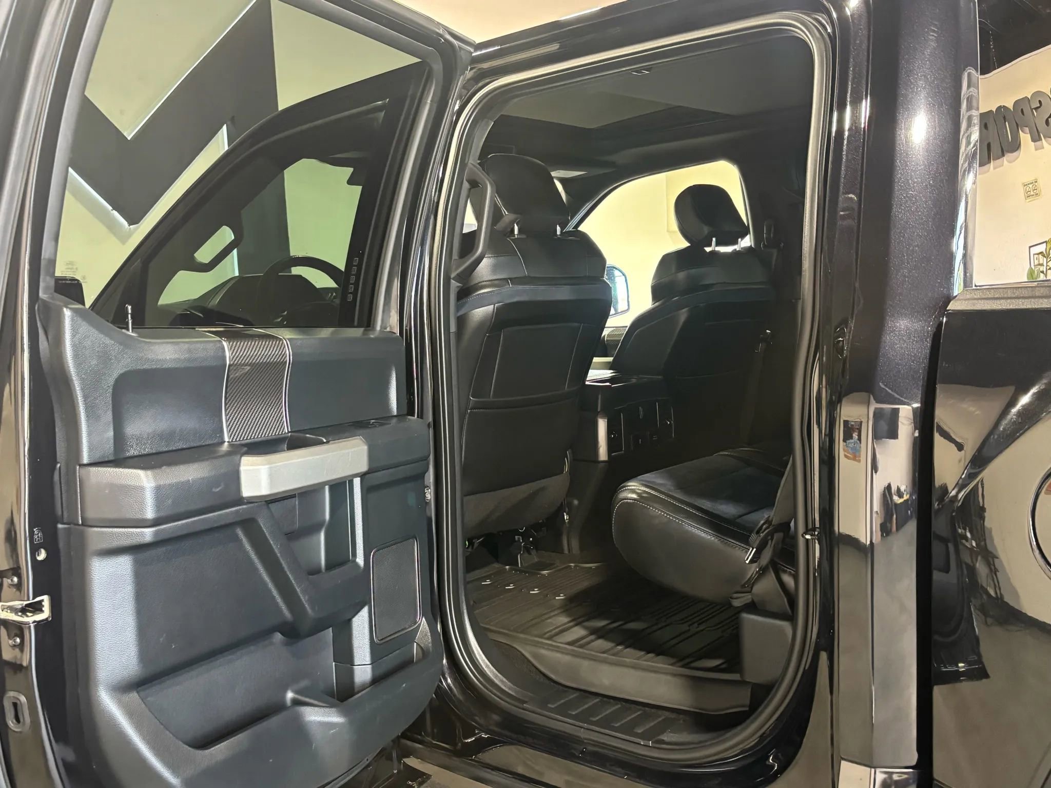 Used 2019 Ford F150 Raptor w/ Equipment Group 802A Luxury image 12