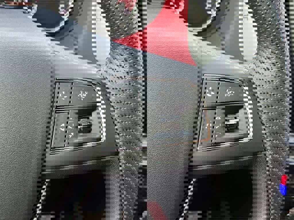 Used 2022 Maserati Levante Modena S image 15