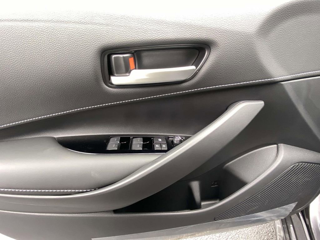 New 2026 Toyota Corolla SE image 25