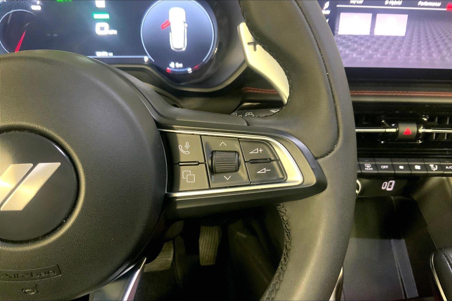 Used 2024 Dodge Hornet R/T w/ R/T Blacktop Package AWD/4WD image 19