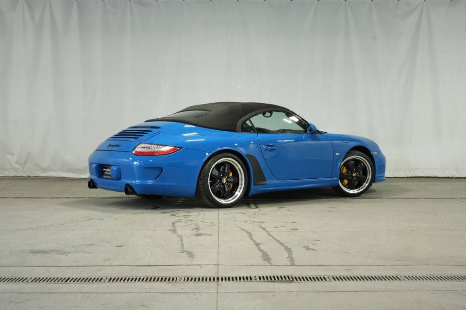 Used 2011 Porsche 911 Speedster RWD image 7